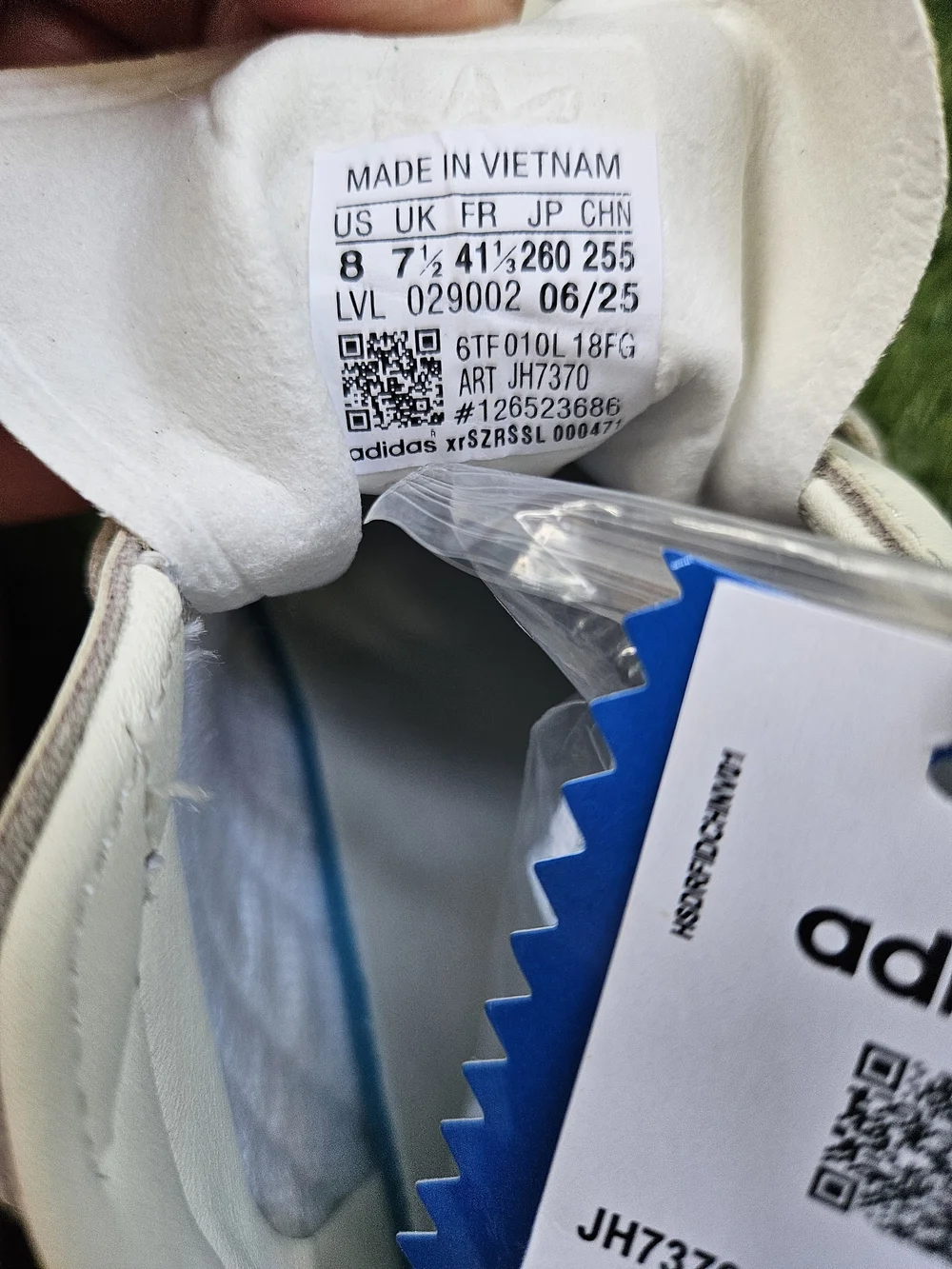 NIB Adidas Gazelle Indoor Liberty London Floral Cream Unisex Sneakers 8M / 9.5W